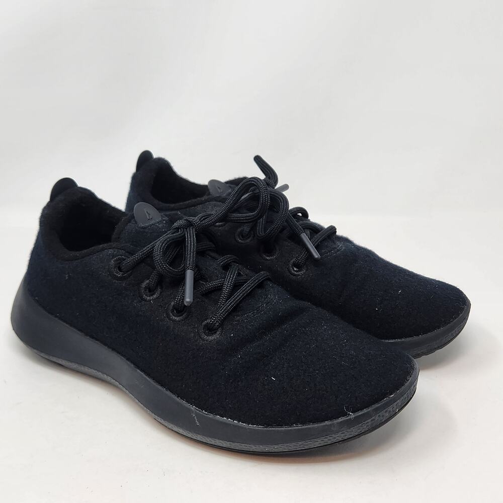 Allbirds Women’s Black Wool Lace-Up Sneakers—Size 9.  Comfortable!